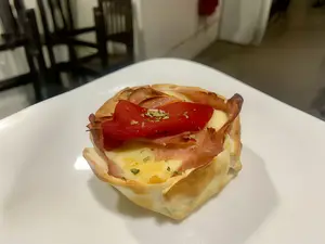 Canasta Jamón Y Morron