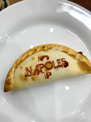 Empanada Pollo