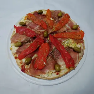 Jamón Crudo, Morrón Y Huevo Grande