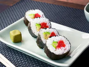 Maki new york roll - 8 piezas
