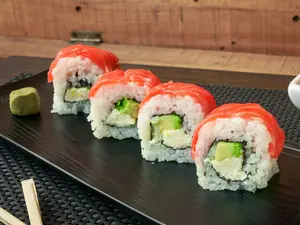 Natural roll - 8 piezas