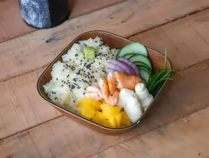 Salmon tempura Salad