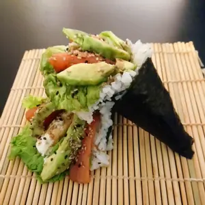 Temaki Salmón