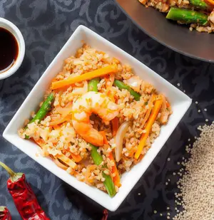 Wok de Langostinos y Vegetales