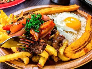 Lomo a lo pobre