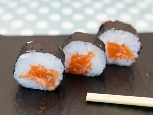 Maki de salmón