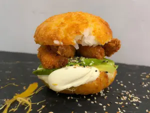 Sushi Burger Salmon Rebozado En Panko