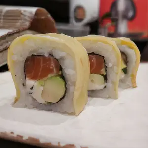 Tamago roll