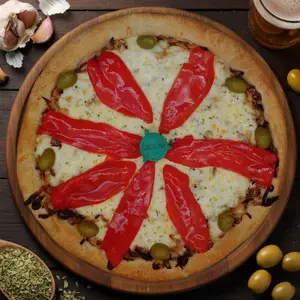Pizza fugazzeta con morrón