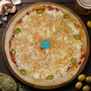 Pizza muzzarella con papas pay