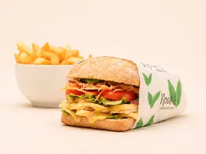 Sándwich Pollo Honey Mustard + Papas