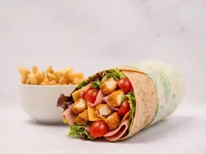 Wrap pollo cheese + papas