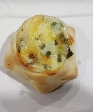 Canastita roquefort con verdeo