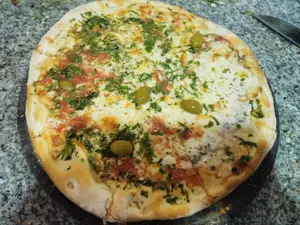 Pizza muzza a la provenzal