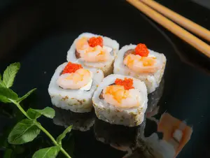 10 piezas exotic caviar roll