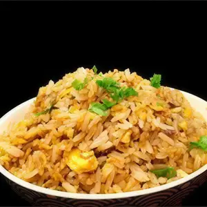 Arroz chaufa de huevo