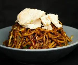 CHOW MIEN POLLO