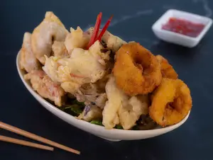 Tempura de frutos de mares