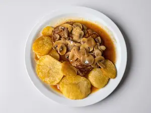 Bife De Chorizo Al Champignon