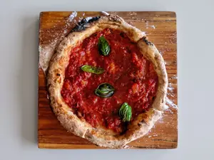 Pizza Marinara