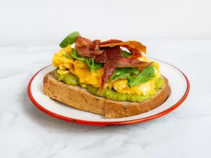 Avocado Especial + Infusión