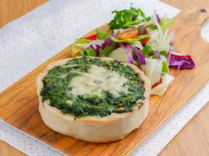 Tarta verdura + guarnición
