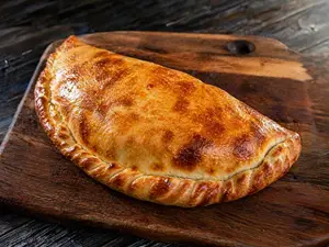 Calzone napolitano