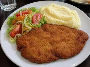 Milanesa con guarnición