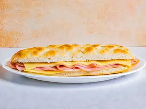 Tostado de jamón y queso