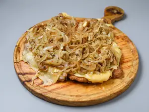 Pizzanesa fugazzeta + fritas