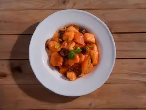 Gnocchi con salsa rosa