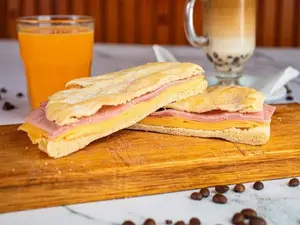 Árabe jamón y queso
