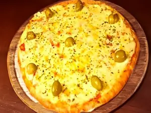 Pizza Muzzarella