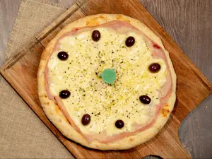 Pizza sorrentina