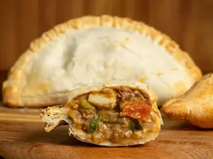 Empanada de carne picante Hojaldre