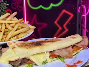 Sándwich de lomito jyq