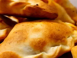 Empanada pollo picante