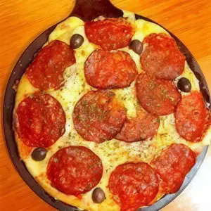 Pizza calabresa