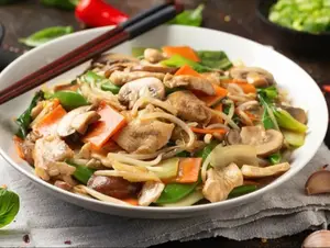 Teppanyaki con pollo