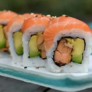 2 Salmones 10u