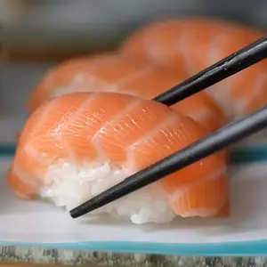 Nigiris de Salmon Rosado 2u