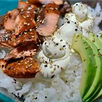 Sushi Salad de Salmon Teriyaki