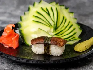 Nigiri portobello braseado
