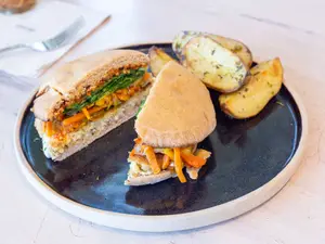 Sandwich De Milanesa De MIjo