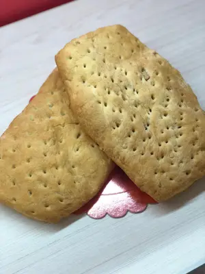 Pan casero con chicharrón