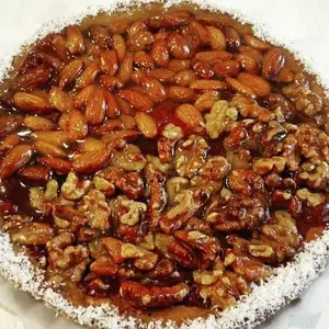 Pasta frola dulce de leche con frutos secos