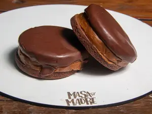 Alfajor de chocolate grande