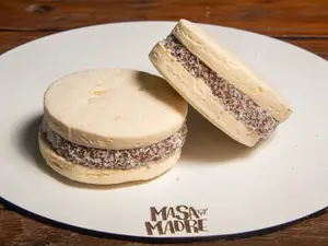 Alfajor maizena grande