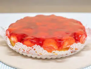 Tarta frutilla crema chantilly