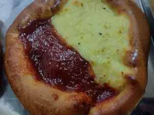 Quesadillas De Guayaba